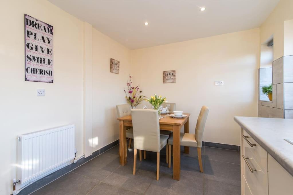 City Home From Home - Peaceful, Cosy & Modern 2Bed House Nottingham Ngoại thất bức ảnh